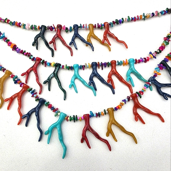 NWT Piper K Coral, Colorful Beaded Necklace - Picture 3 of 7